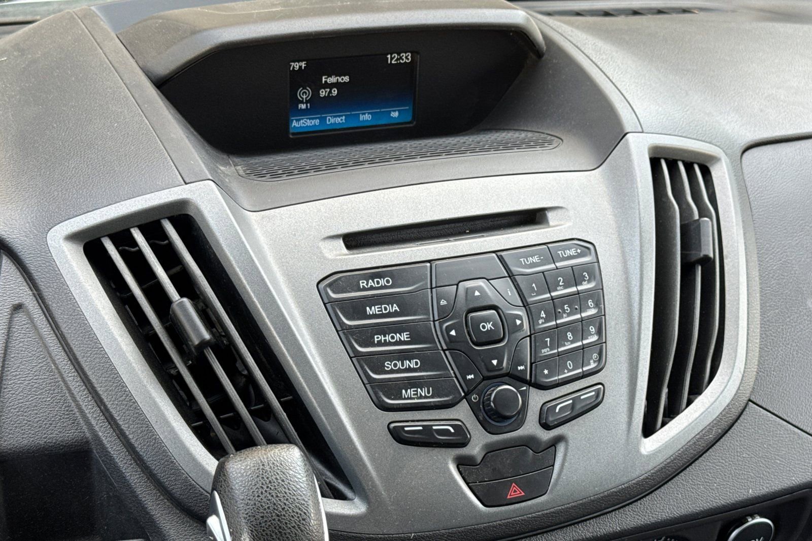 Used 2018 Ford Transit 350 XL image 19