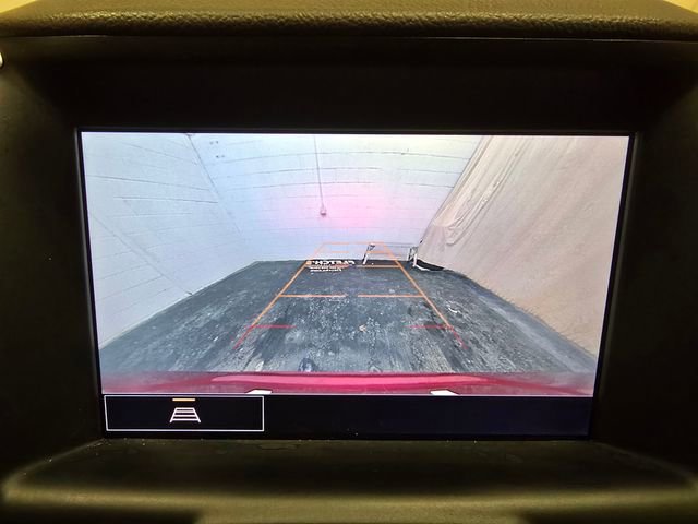 Used 2023 GMC Terrain SLT w/ Elevation Edition image 21