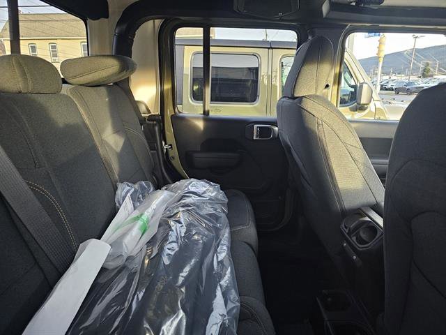 New 2026 Jeep Gladiator Sport image 10