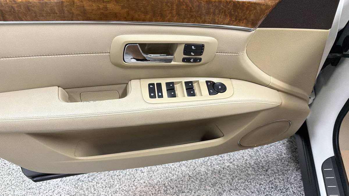 Used 2007 Cadillac SRX RWD image 13