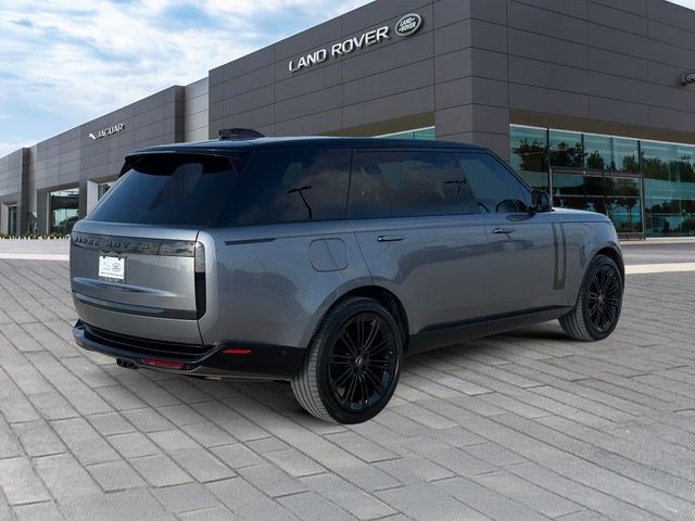 Certified 2024 Land Rover Range Rover Long Wheelbase SE AWD/4WD image 5