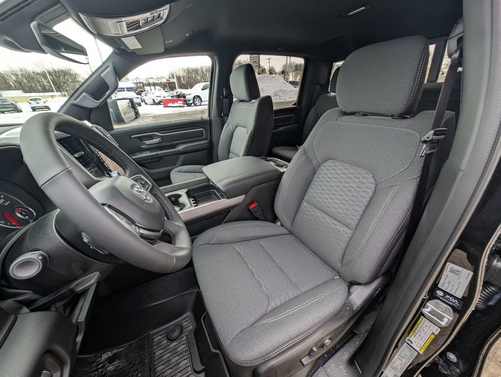 New 2026 RAM 1500 4x4 Crew Cab image 13