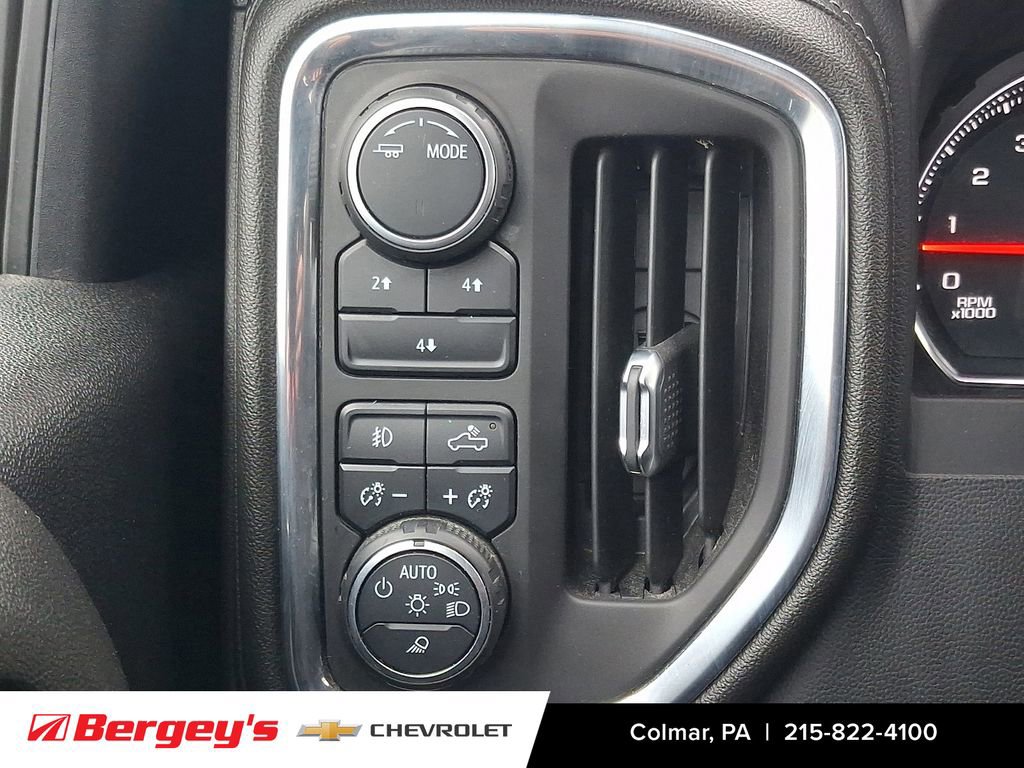 Certified 2022 Chevrolet Silverado 2500 LT w/ Convenience Package AWD/4WD image 25