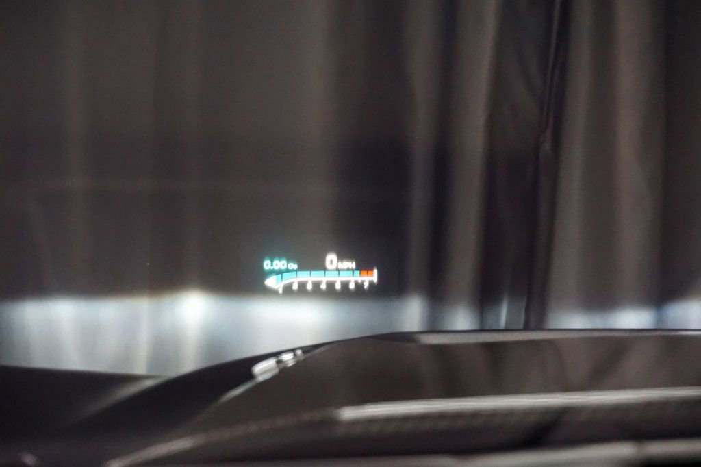 Used 2021 Chevrolet Camaro ZL1 image 21