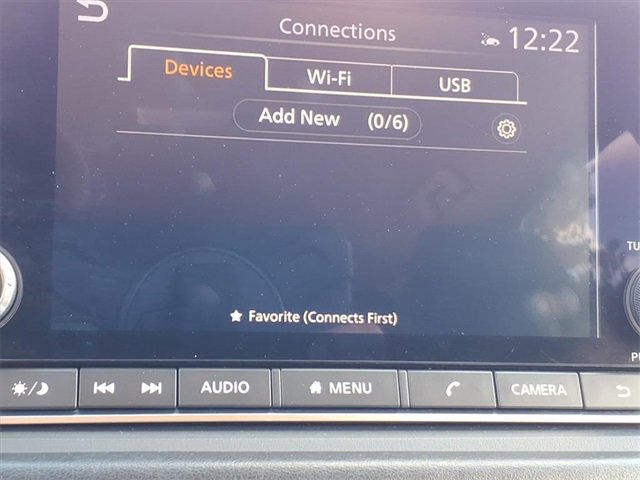 Used 2024 Nissan Rogue SV image 9