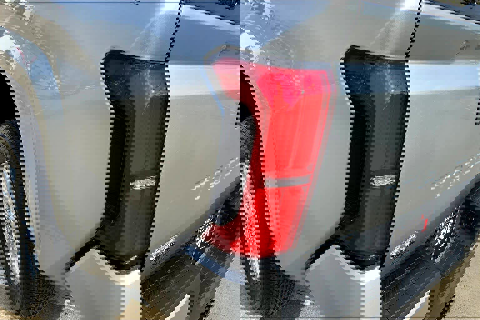 Used 2024 Toyota Tacoma SR5 image 27