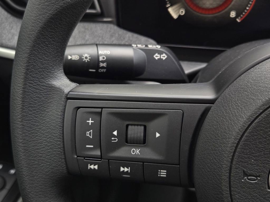 New 2026 Nissan Kicks SV w/ Charging Package image 25