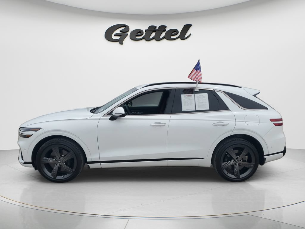 Used 2025 Genesis GV70 3.5T Sport w/ Sport Advanced Package AWD/4WD image 7