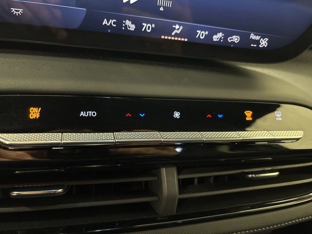 Used 2025 Buick Enclave Avenir w/ Super Cruise Package AWD/4WD image 29