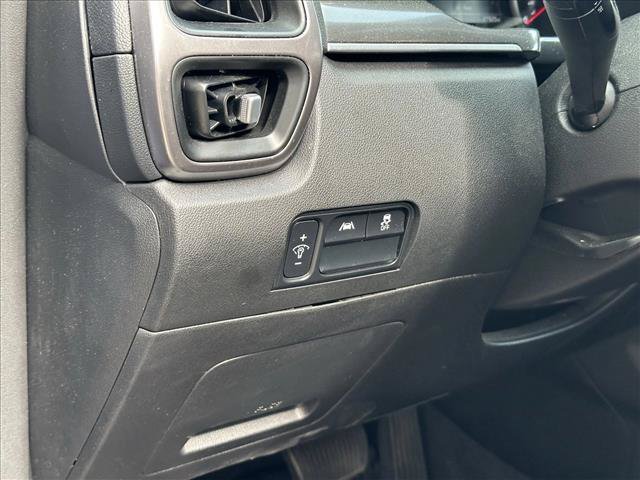 Used 2023 Kia Sorento S FWD image 18
