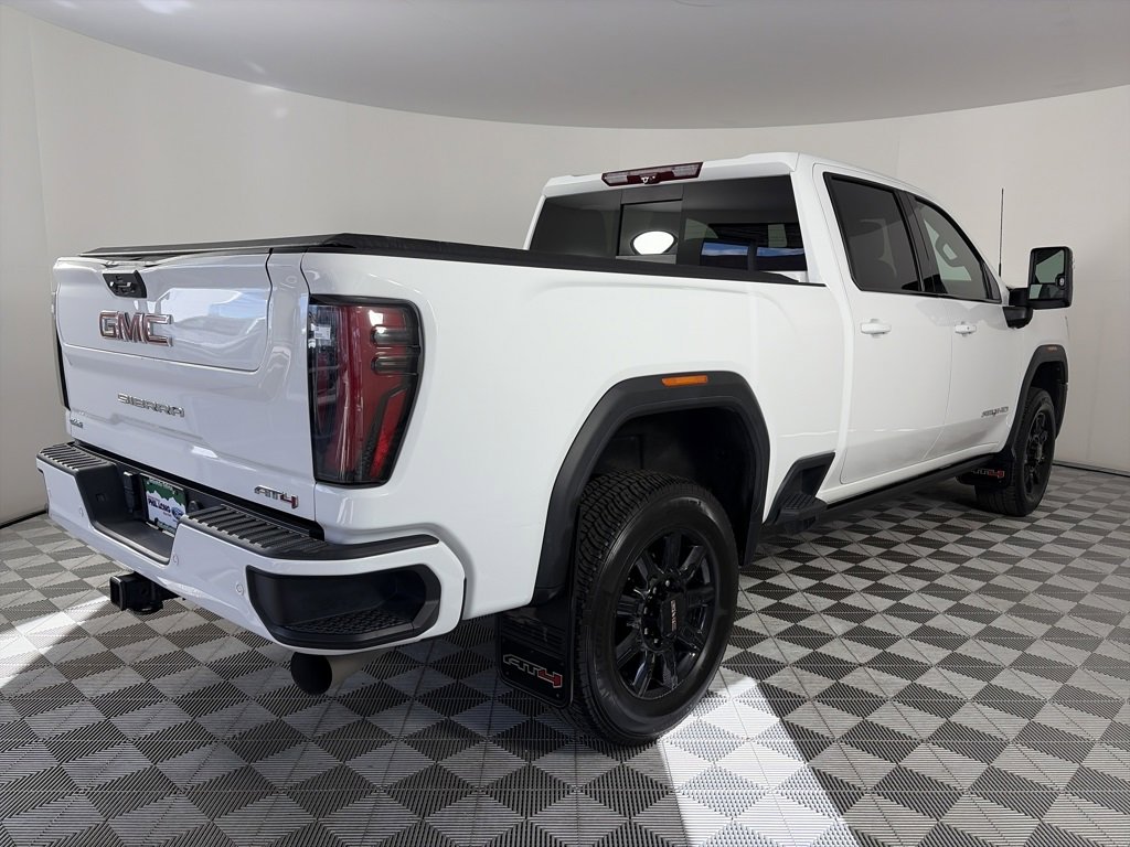 Used 2024 GMC Sierra 3500 AT4 w/ Technology Package image 7