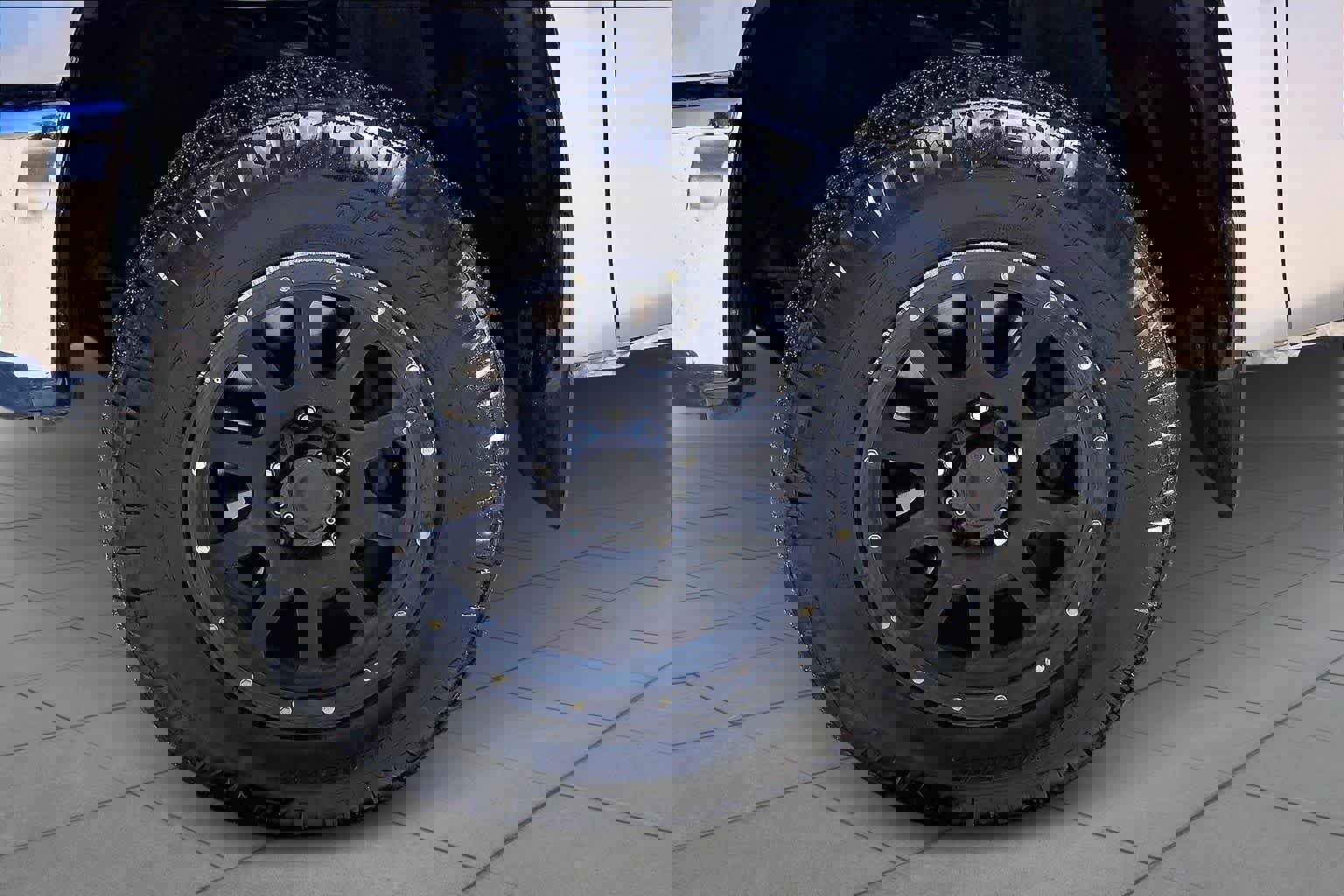 Used 2015 Toyota Tundra SR5 w/ SR5 Upgrade Package image 10