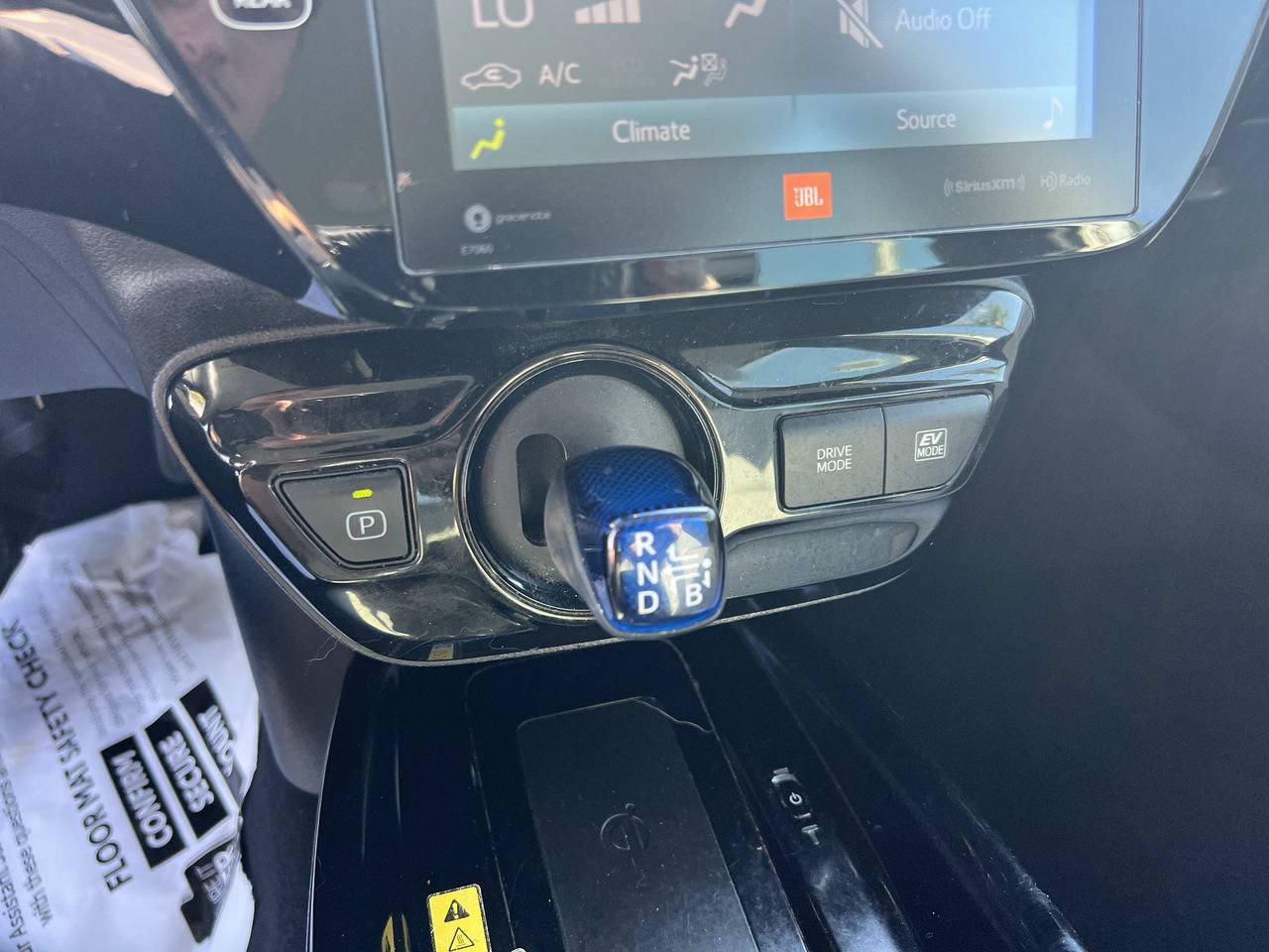 Used 2020 Toyota Prius Limited FWD image 26