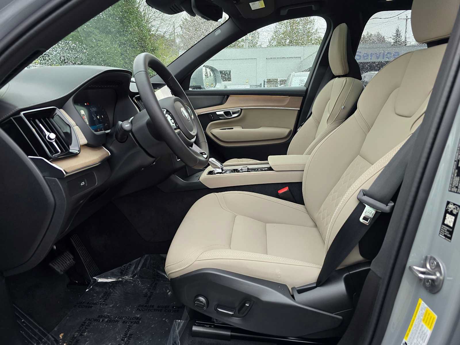 New 2026 Volvo XC90 B6 Plus w/ Protection Package Premier AWD/4WD image 21