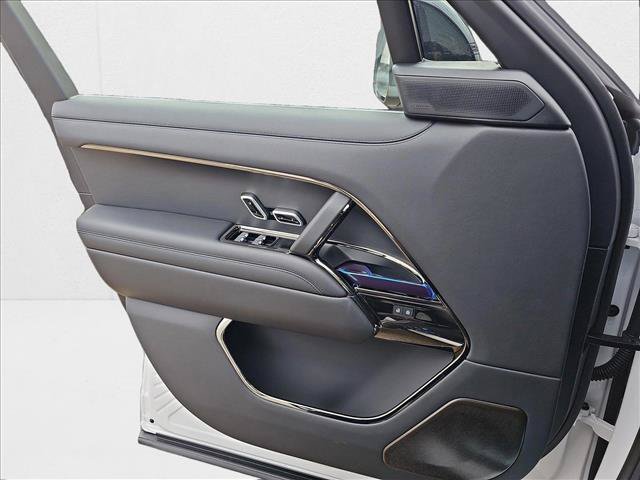 New 2025 Land Rover Range Rover SV AWD/4WD image 25