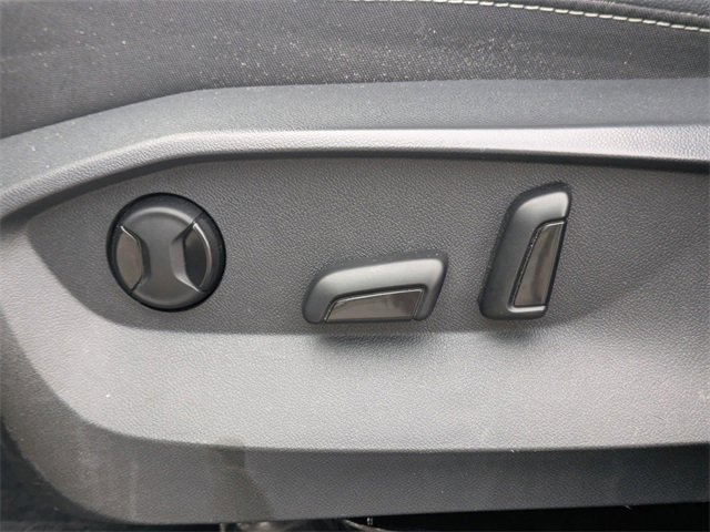 Certified 2022 Volkswagen Taos SE image 21