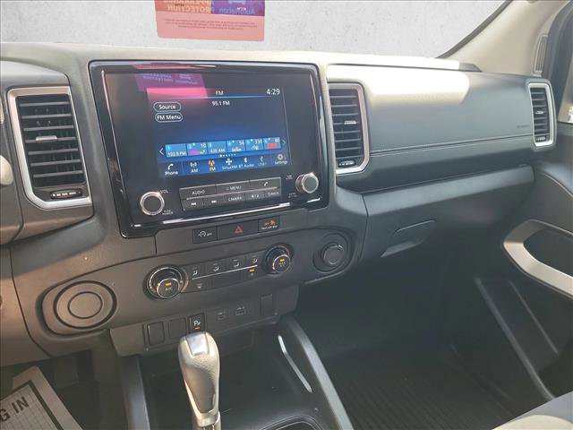 Used 2024 Nissan Frontier SV w/ Technology Package RWD image 18