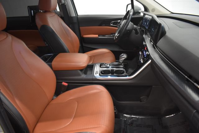 Used 2022 Kia Carnival SX Prestige FWD image 19