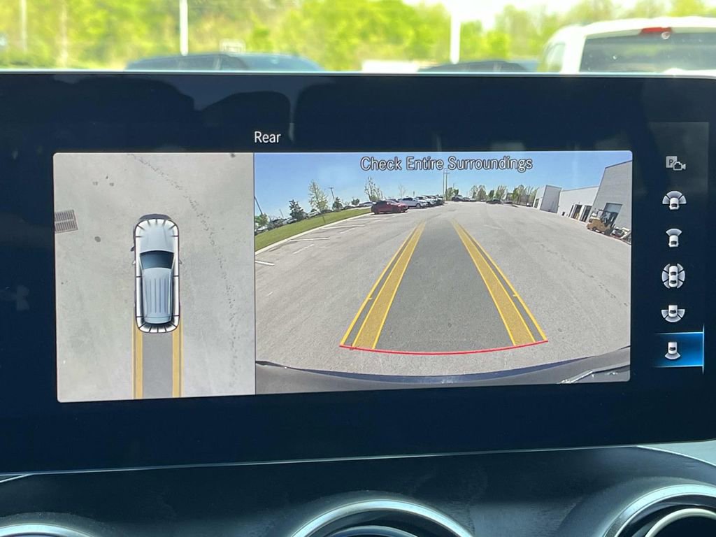 Used 2022 Mercedes-Benz GLC 300 image 34