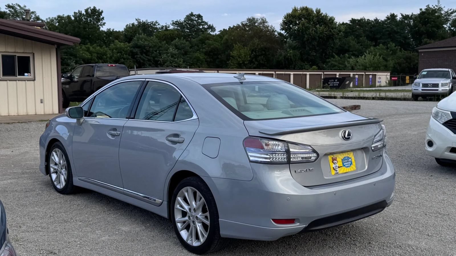 Used 2010 Lexus HS 250h Premium w/ Tech Pkg FWD image 13