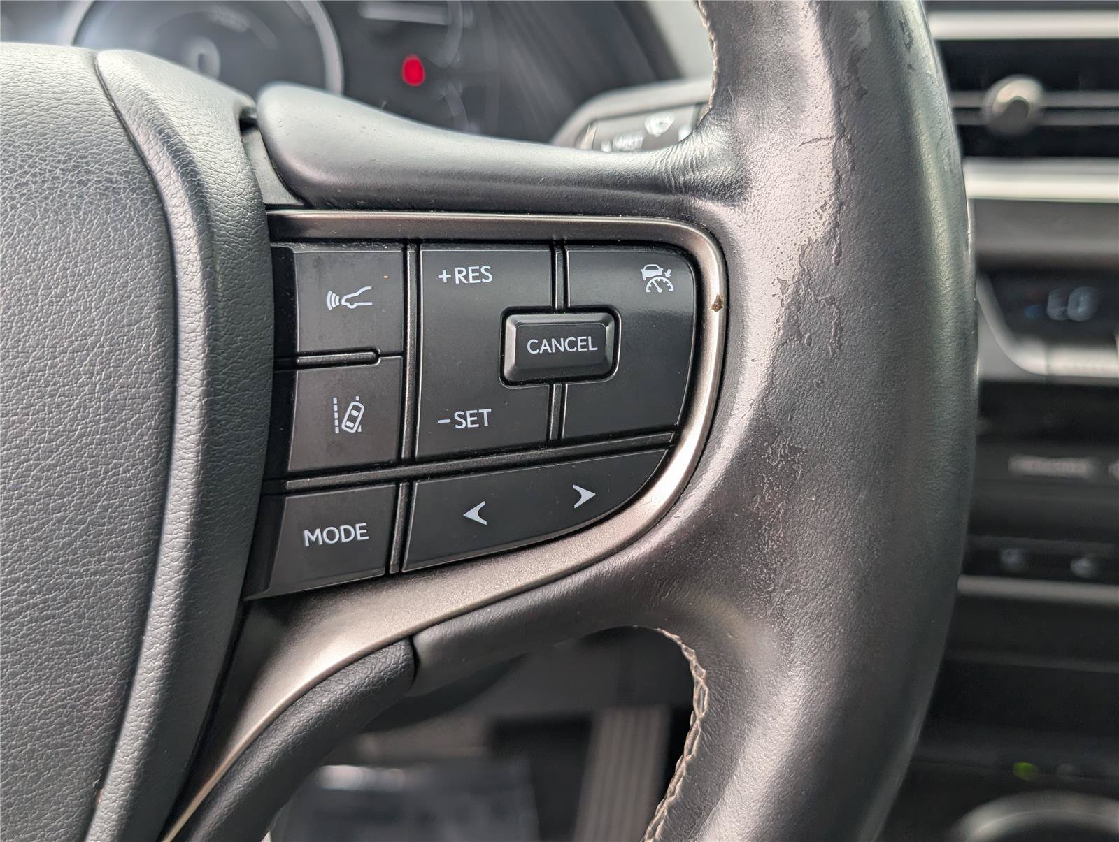 Certified 2021 Lexus UX 250h w/ Premium Package AWD/4WD image 23