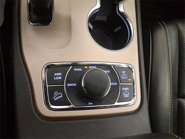 Used 2015 Jeep Grand Cherokee Overland w/ Advanced Technology Group image 22