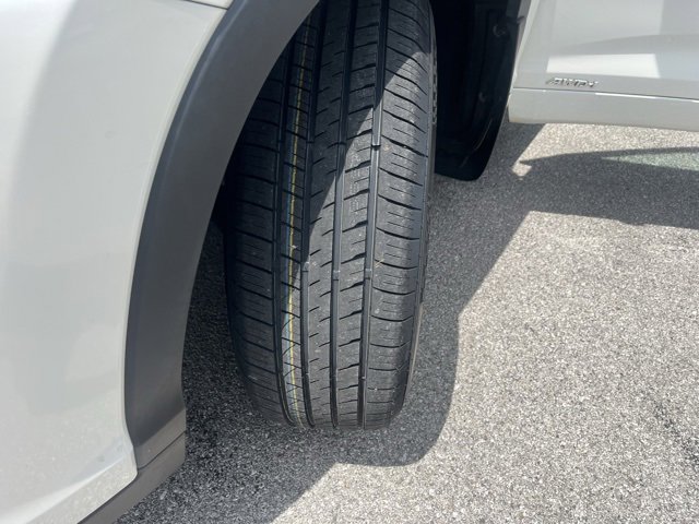 Used 2018 Toyota Highlander XLE image 14