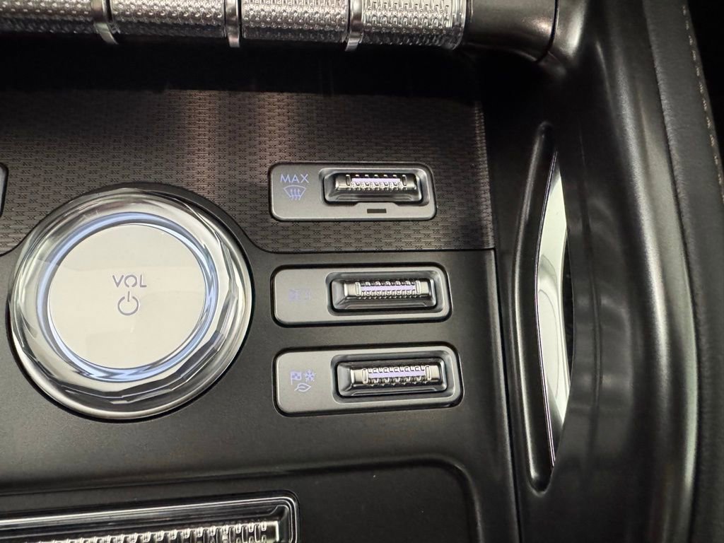 New 2026 Lincoln Nautilus Premier w/ Equipment Group 102A AWD/4WD image 61