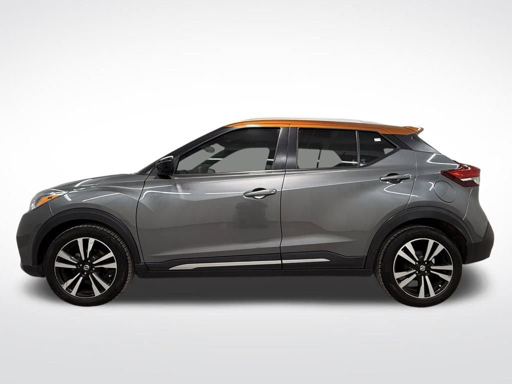 Used 2019 Nissan Kicks SR image 28
