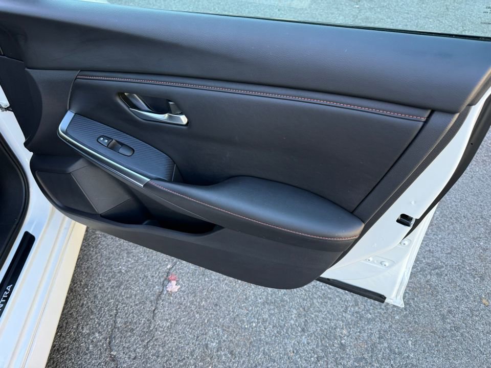 Used 2024 Nissan Sentra SR w/ Trunk Package image 27