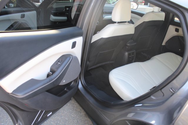 Used 2021 Ford Mustang Mach-E Premium image 25