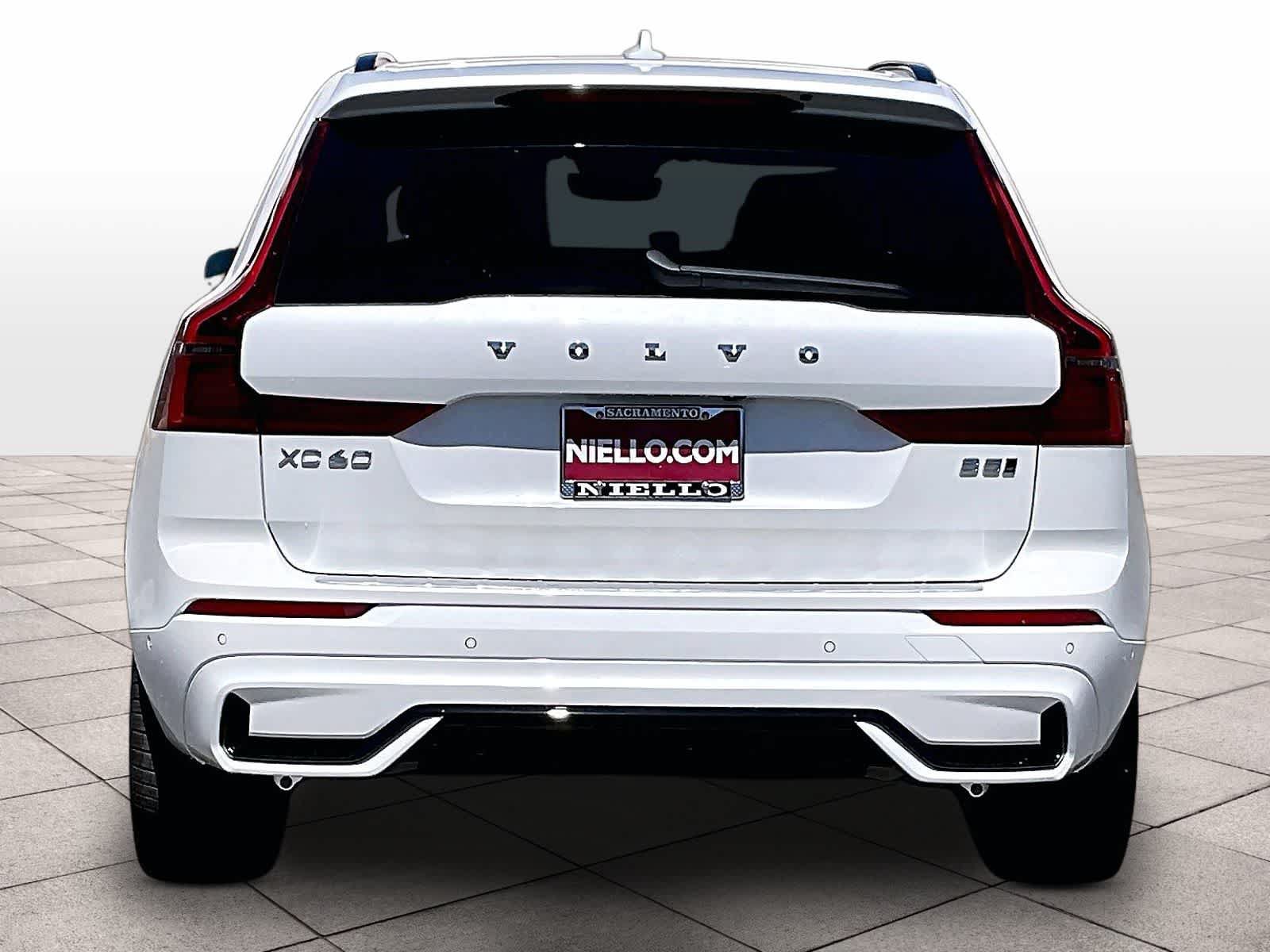 New 2027 Volvo XC60 B5 Ultra AWD/4WD image 6