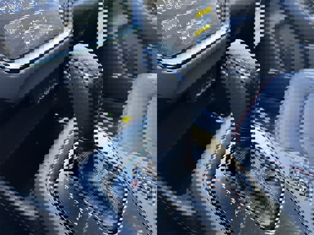 New 2025 Subaru Crosstrek 2.5i Limited w/ Popular Package #3A image 18