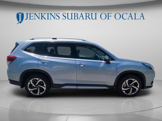 Used 2023 Subaru Forester Touring AWD/4WD image 2