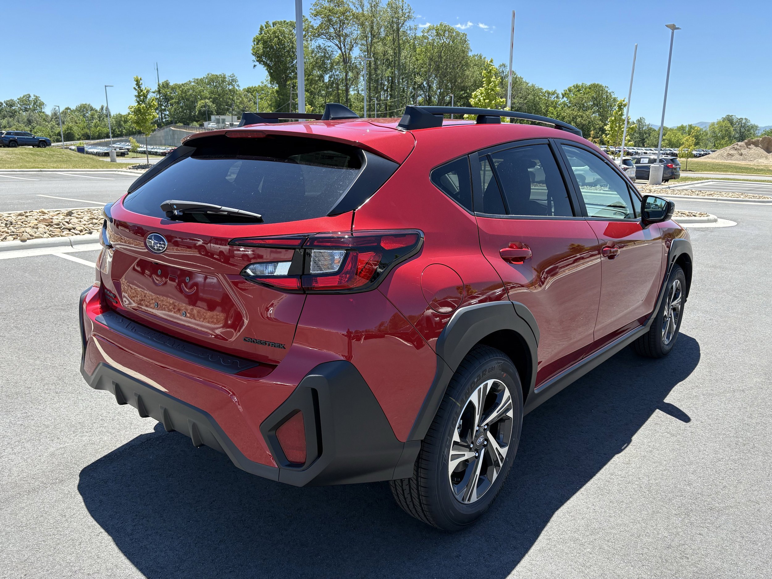 New 2026 Subaru Crosstrek 2.0i Premium AWD/4WD image 7