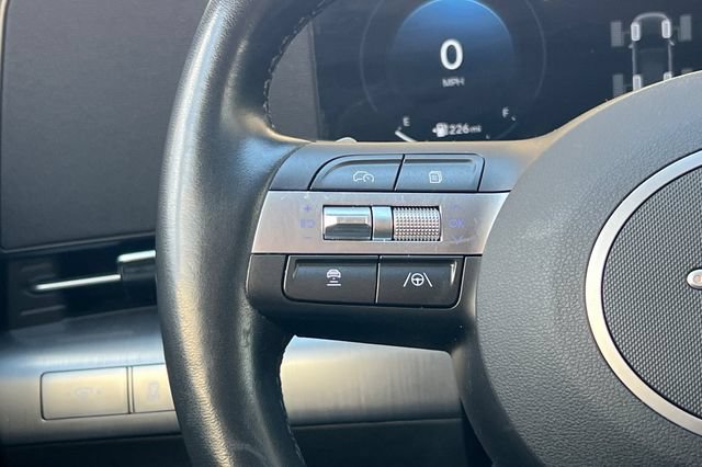 Certified 2025 Hyundai Kona Limited AWD/4WD image 30