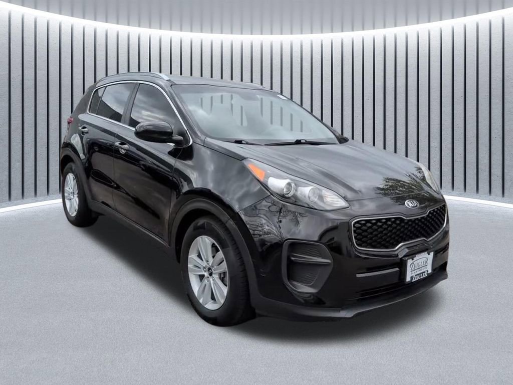 Used 2017 Kia Sportage LX w/ LX Popular Package FWD image 4