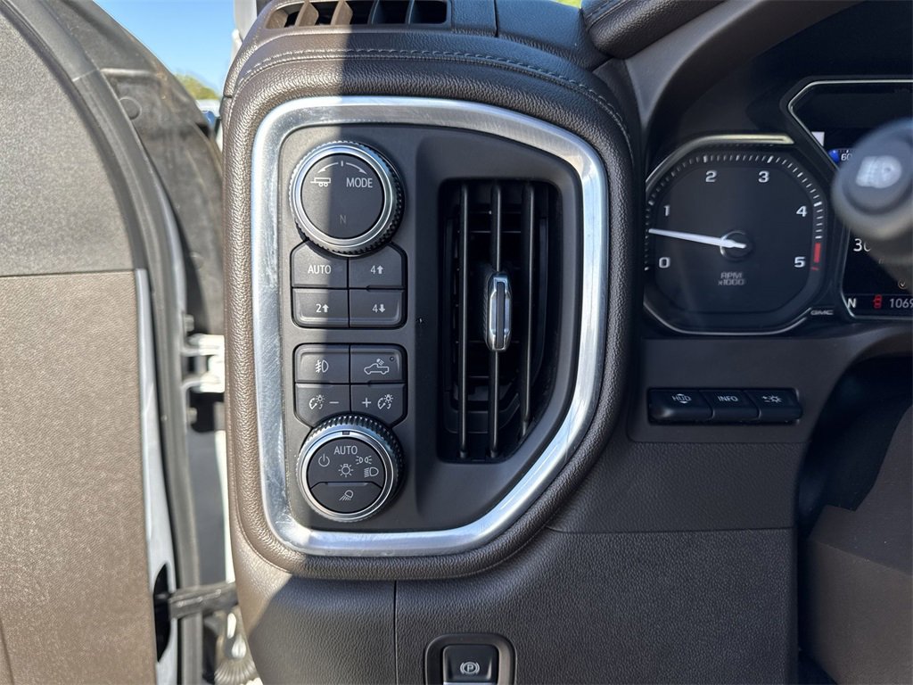 Certified 2020 GMC Sierra 2500 Denali w/ Denali Ultimate Package image 24