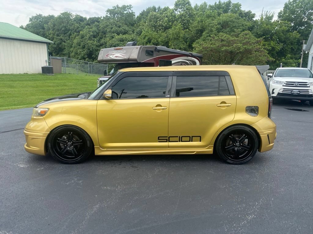 Used 2008 Scion xB FWD image 8