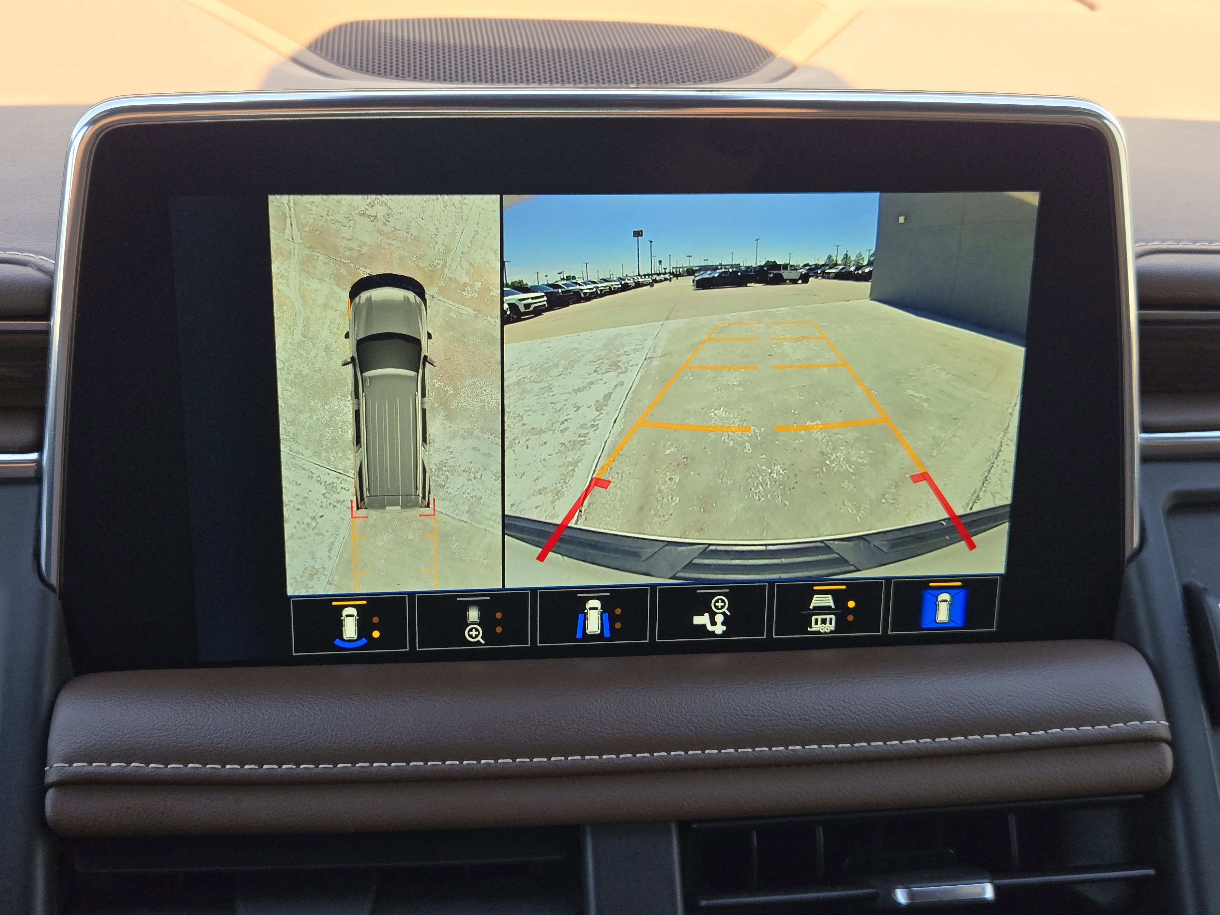 Used 2023 Chevrolet Tahoe High Country w/ Premium Package 2 image 20