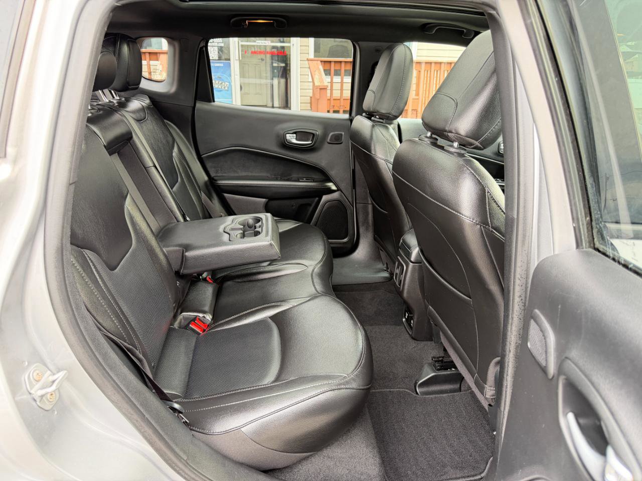 Used 2020 Jeep Compass High Altitude AWD/4WD image 40