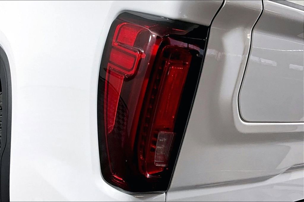 Used 2026 GMC Sierra 1500 AT4 w/ Technology Package image 24