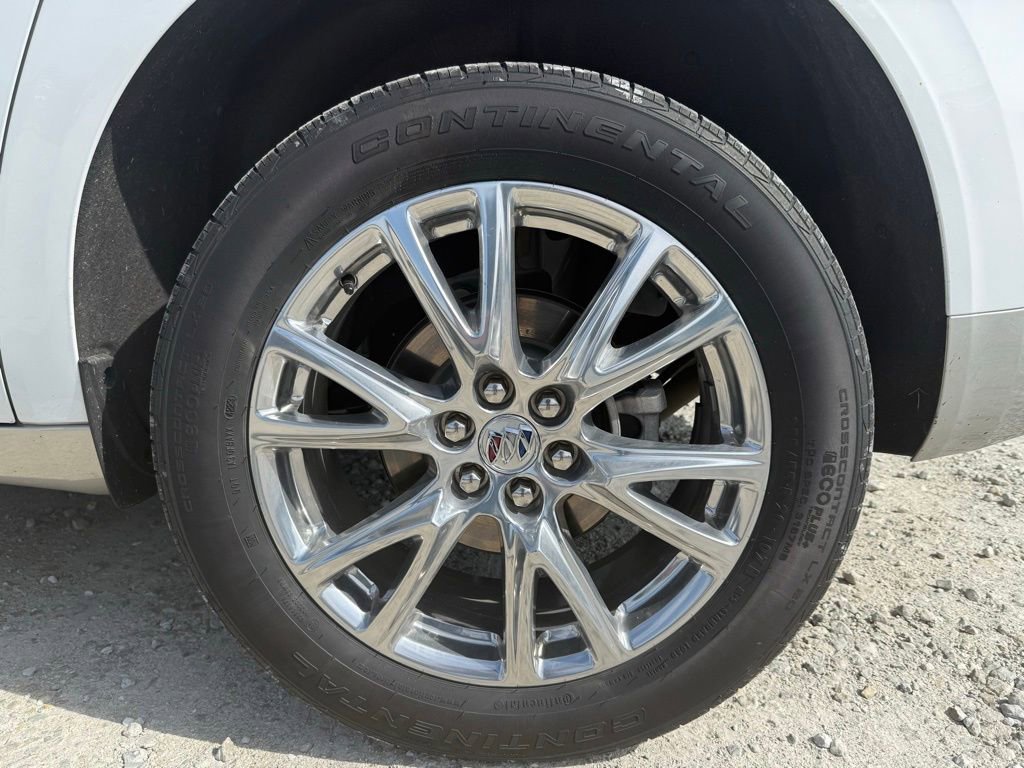 Used 2024 Buick Enclave Essence FWD image 15