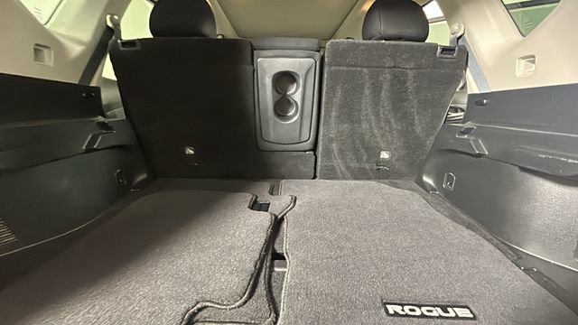 Used 2020 Nissan Rogue SV AWD/4WD image 27
