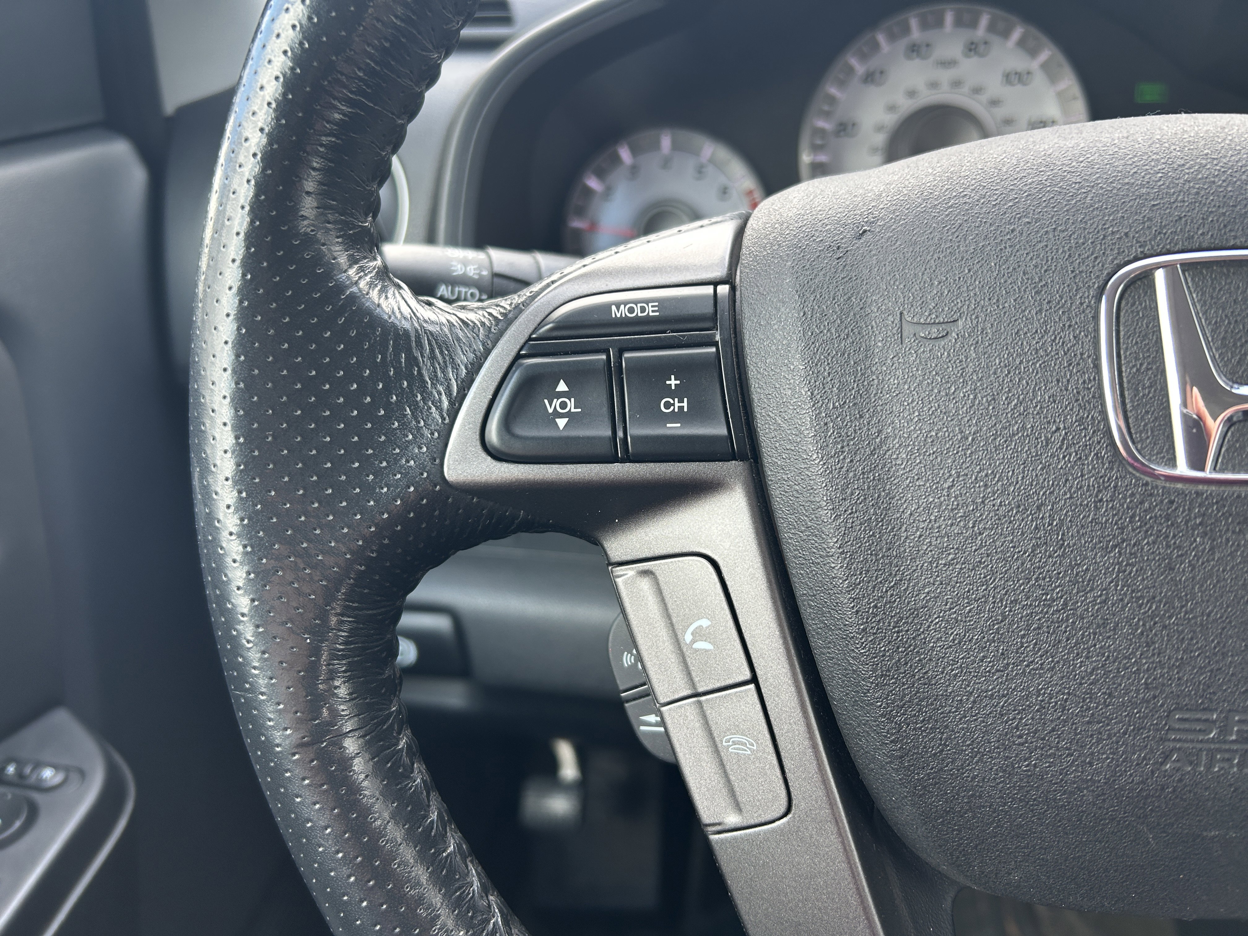 Used 2015 Honda Pilot Touring image 18