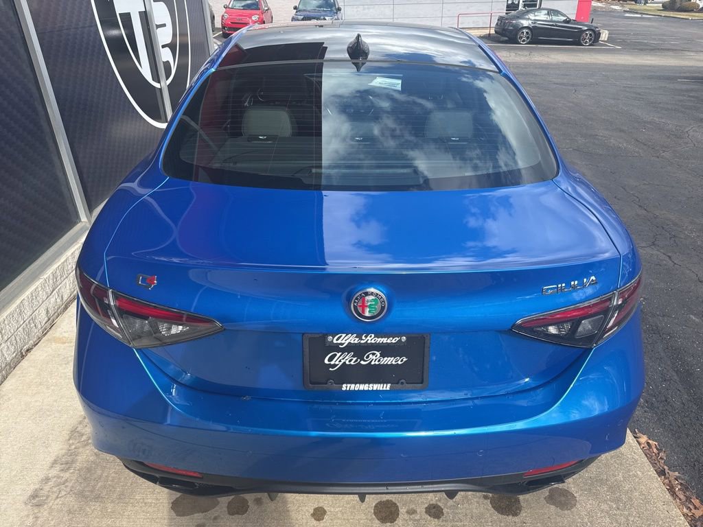 New 2026 Alfa Romeo Giulia AWD image 7