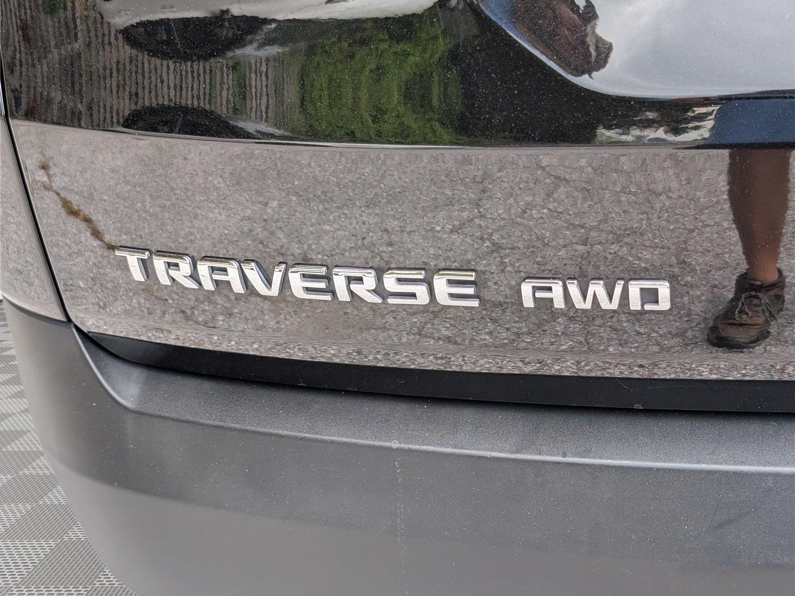 Used 2023 Chevrolet Traverse LT AWD/4WD image 9
