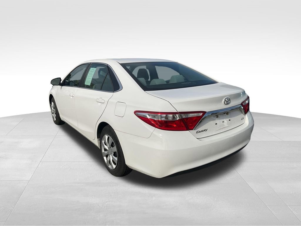 Used 2017 Toyota Camry LE image 7