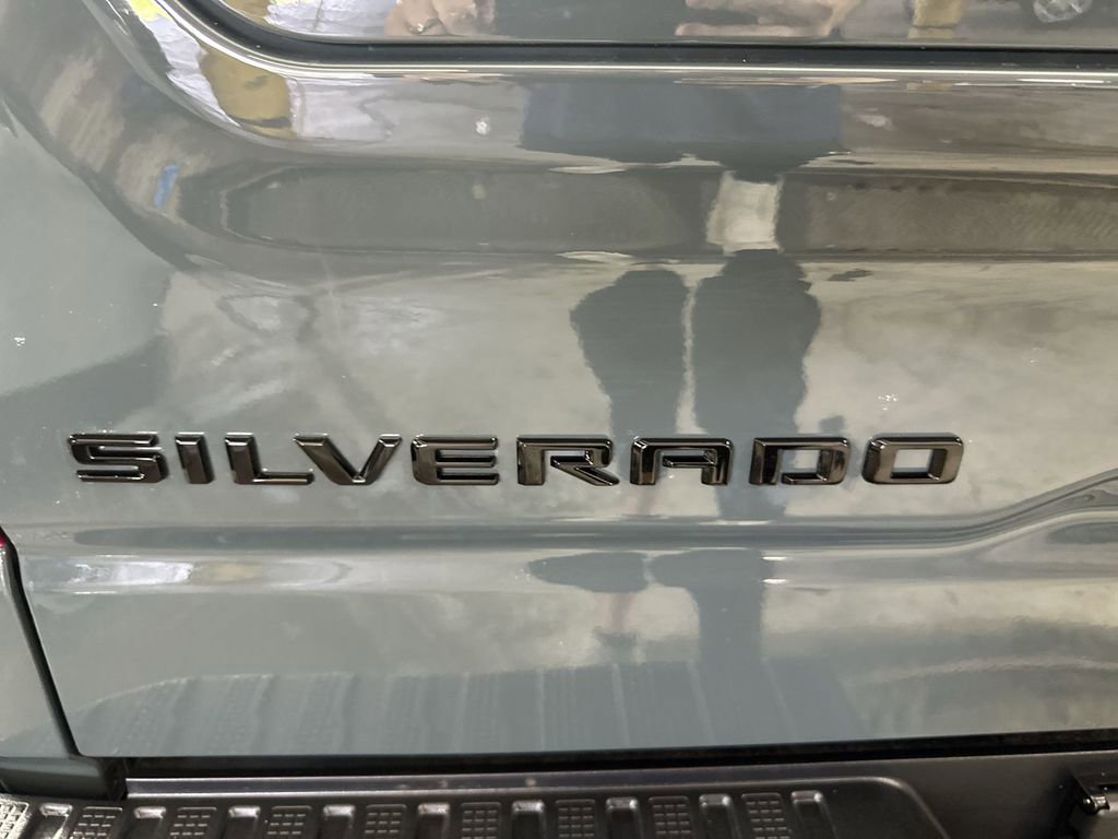 New 2026 Chevrolet Silverado 1500 LTZ w/ LTZ Convenience Package II AWD/4WD image 32