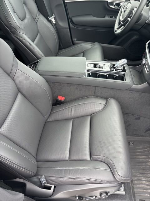 New 2026 Volvo XC90 B6 Ultra w/ Protection Package AWD/4WD image 31